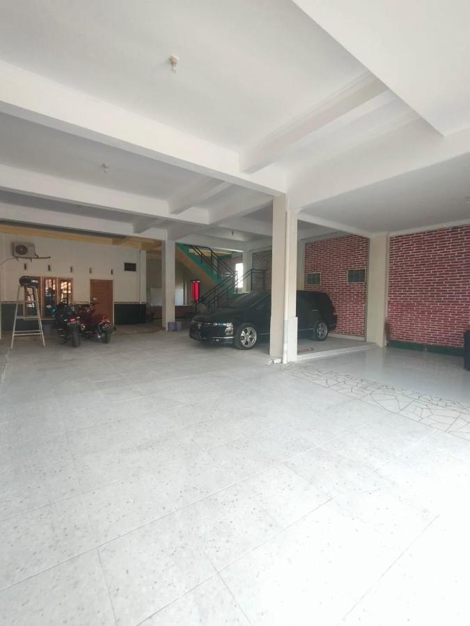 Cahaya Homestay Magelang Buitenkant foto