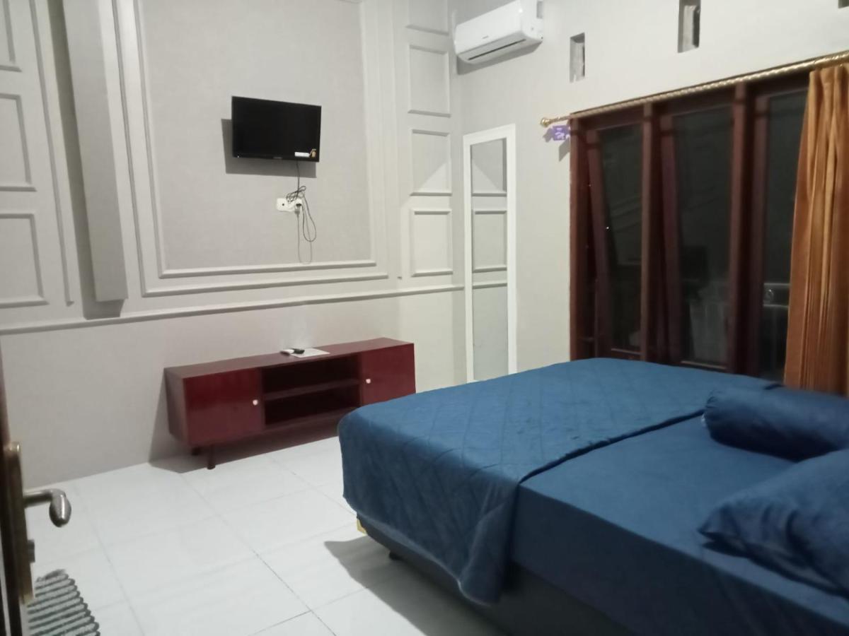 Cahaya Homestay Magelang Buitenkant foto