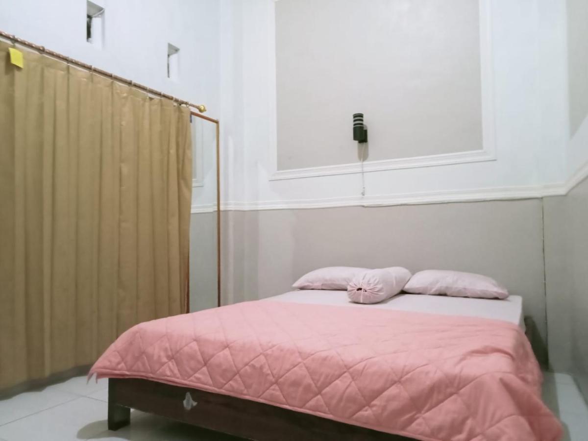 Cahaya Homestay Magelang Buitenkant foto