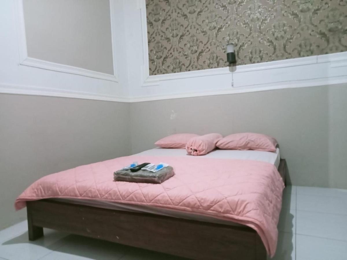 Cahaya Homestay Magelang Buitenkant foto